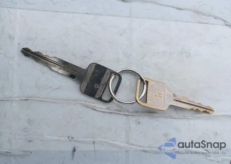 1999 Isuzu Trooper S z USA, uszkodzony, nr VIN JACDJ58X3X7911470